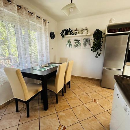 Gabi Apartman Денешдиаш Экстерьер фото