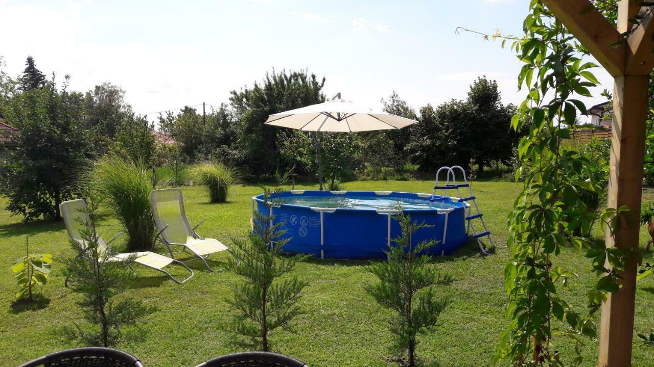 Gabi Apartman Денешдиаш Экстерьер фото